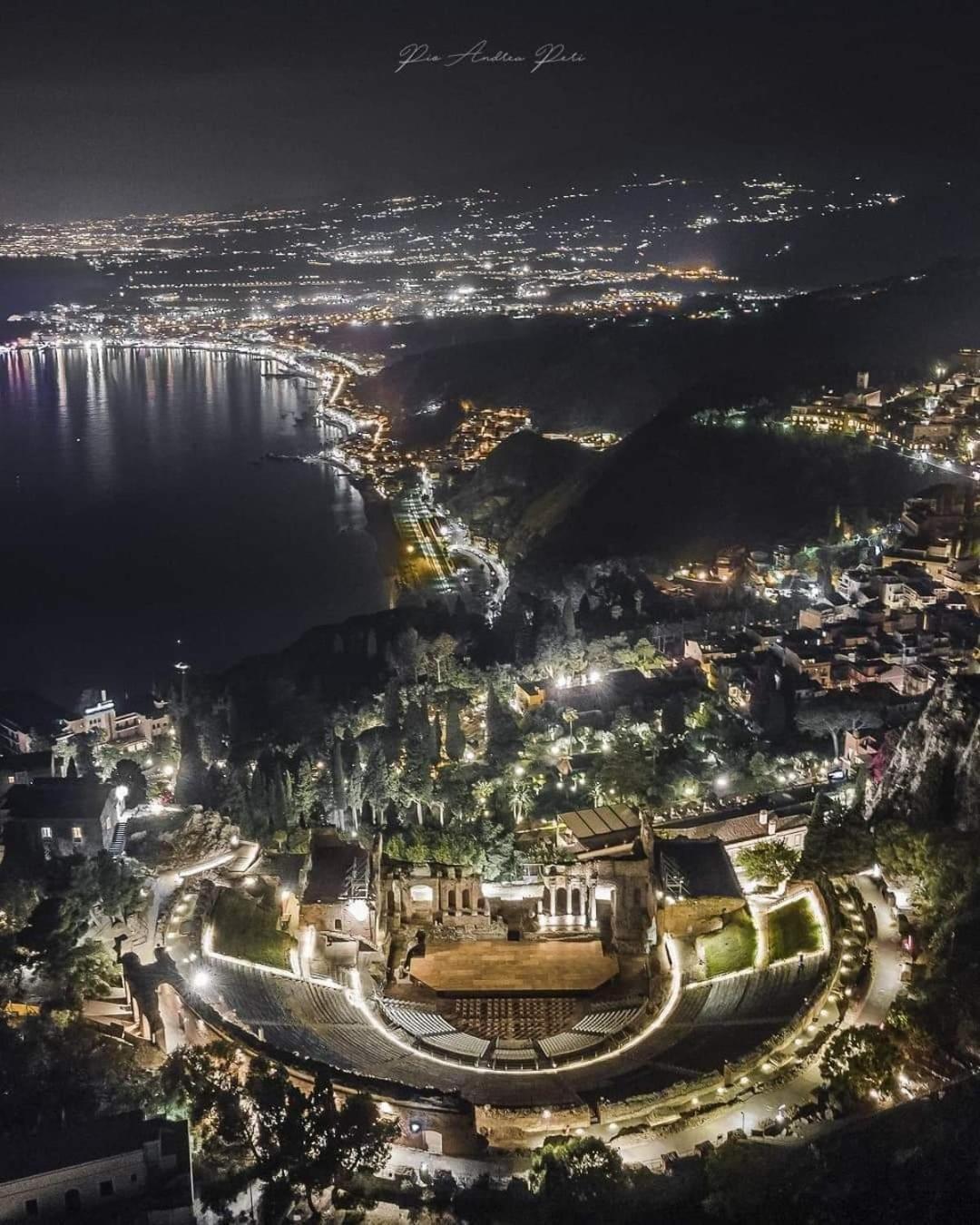 Sebastian House Casa Vacanze Giardini Naxos Exterior foto