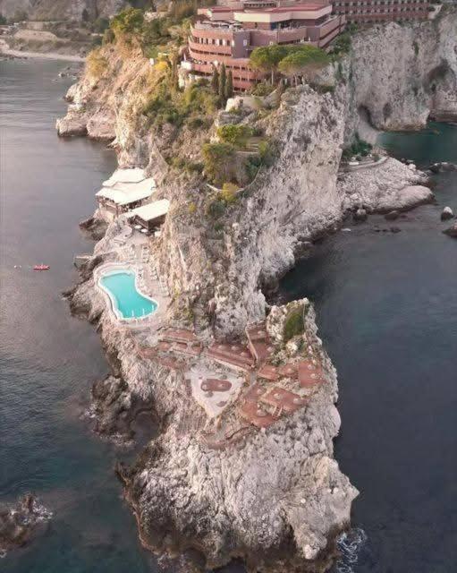 Sebastian House Casa Vacanze Giardini Naxos Exterior foto
