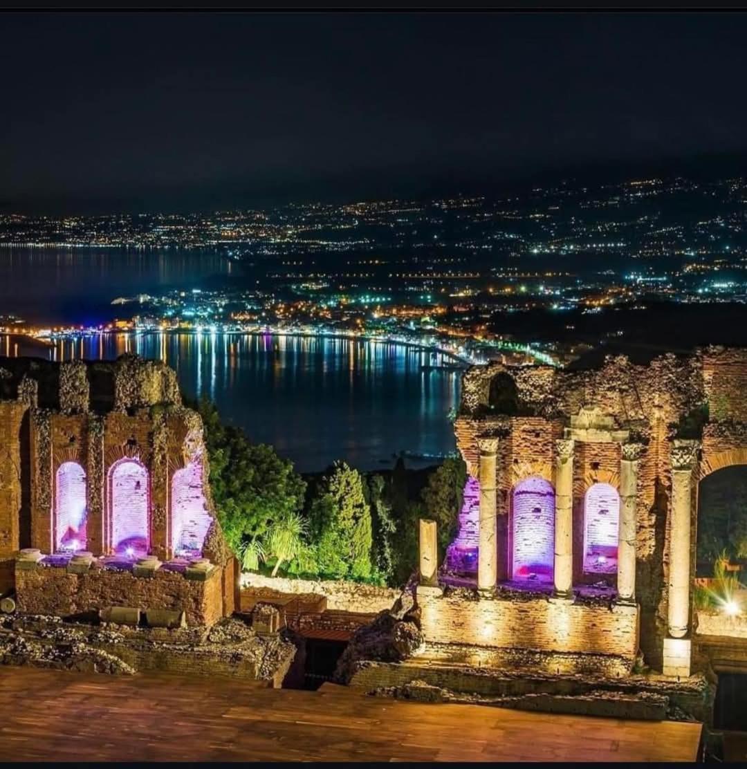 Sebastian House Casa Vacanze Giardini Naxos Exterior foto
